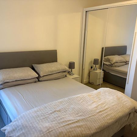 Spacious Apartment In The Heart Of Chelmsford Luaran gambar